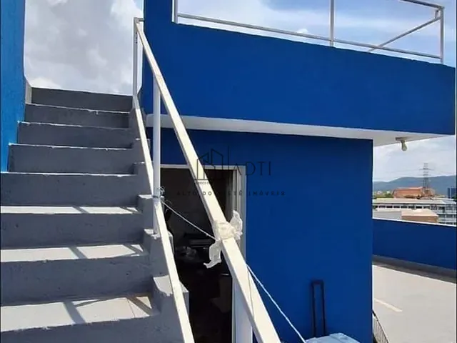 Casa à venda, no bairro Alto Ipiranga em Mogi das Cruzes