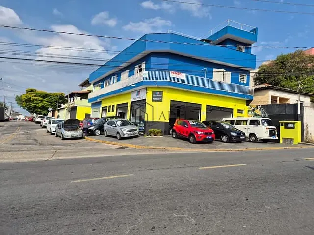 Casa à venda, no bairro Alto Ipiranga em Mogi das Cruzes