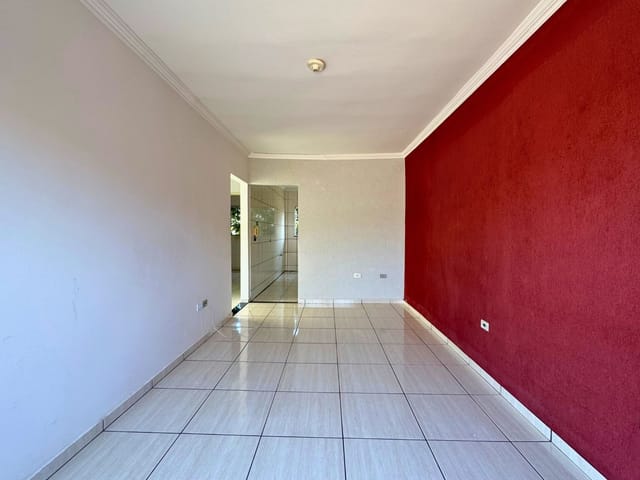 Casa com 260m² 2 quartos e 1 banheiro, à venda, no bairro Vila Santa Lorena em Apucarana