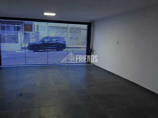 Casa com 550m² 4 quartos e 4 banheiros, para alugar, no bairro Jardim Anália Franco em São Paulo
