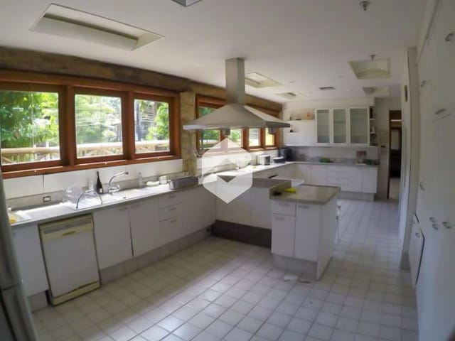Casa com 1018m² 5 quartos e 7 banheiros, à venda, no bairro Itanhangá em Rio de Janeiro