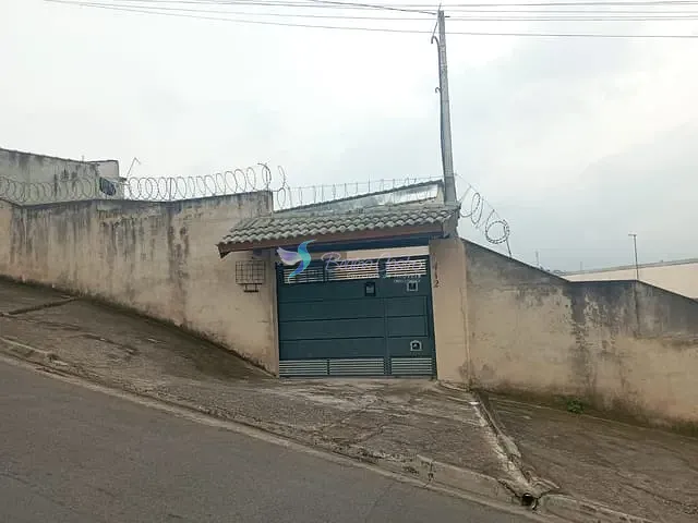 Casa com 191m² 2 quartos e 1 banheiro, à venda, no bairro Jardim Imperial em Atibaia