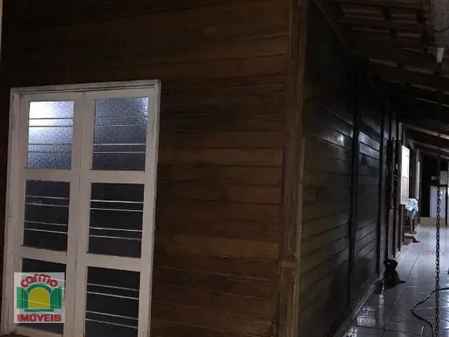 Casa com 450m² 3 quartos e 3 banheiros, à venda, no bairro Cidade Jardim em Anápolis