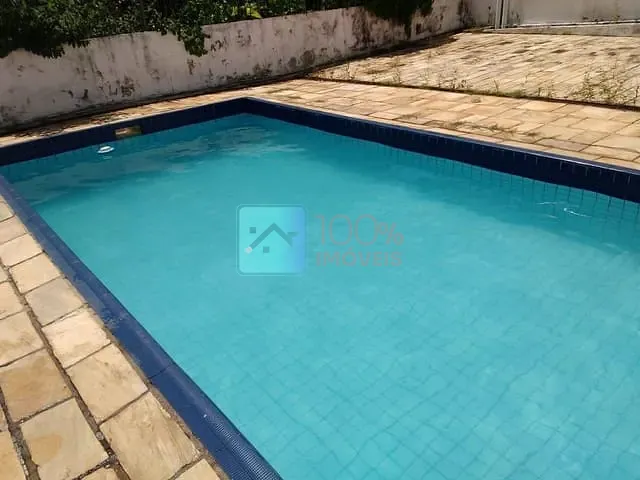 Casa com 600m² 3 quartos e 2 banheiros, à venda, no bairro Jardim Bela Vista em São José dos Campos
