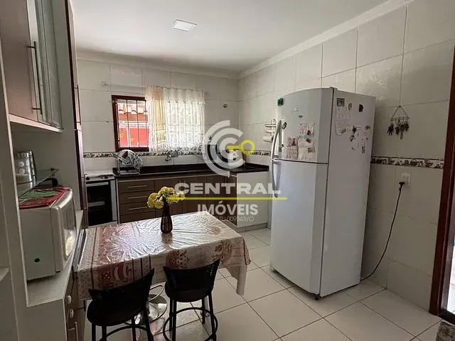 Casa com 360m² 2 quartos e 2 banheiros, à venda, no bairro Joaquim de Oliveira em Itaboraí