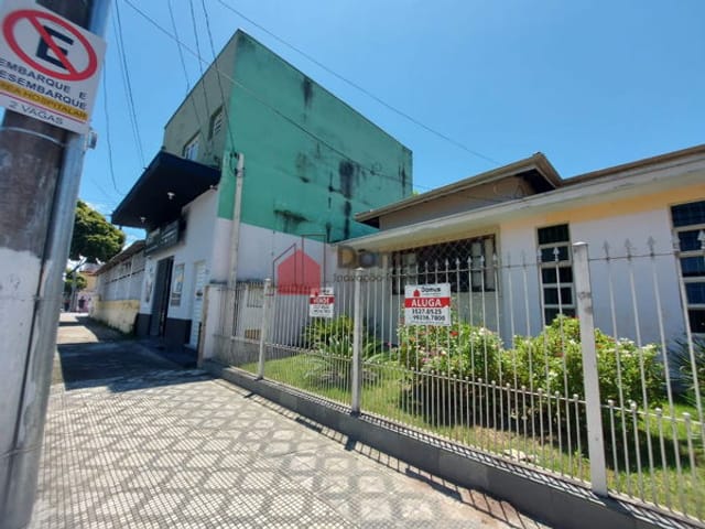 Casa com 1390m², à venda, no bairro São Benedito em Pindamonhangaba