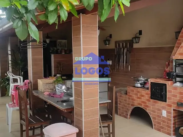 Casa com 360m² 3 quartos e 1 banheiro, à venda, no bairro Lourdes em João Monlevade