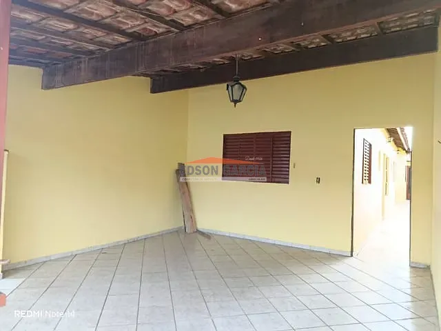 Casa 2 quartos e 2 banheiros, à venda, no bairro Parque São Bento em Sorocaba