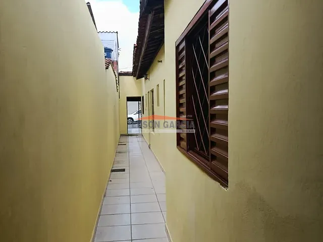 Casa 2 quartos e 2 banheiros, à venda, no bairro Parque São Bento em Sorocaba