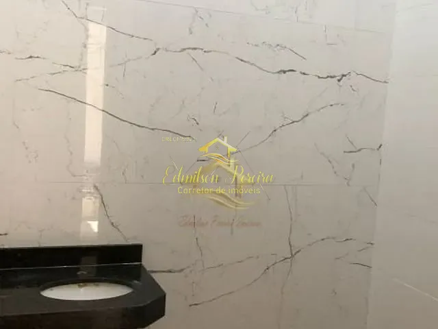 Casa com 125m² 3 quartos e 1 banheiro, à venda, no bairro Olímpico em Londrina
