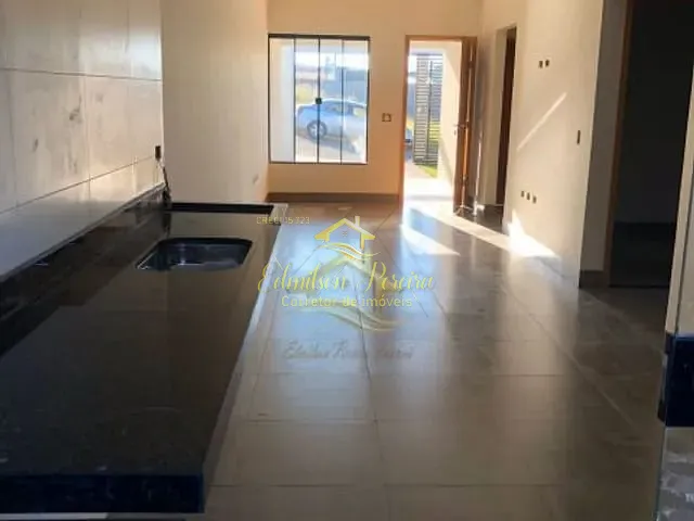 Casa com 125m² 3 quartos e 1 banheiro, à venda, no bairro Olímpico em Londrina