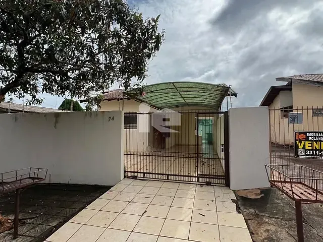 Casa com 480m² 4 quartos e 2 banheiros, à venda, no bairro Centro em Rolândia