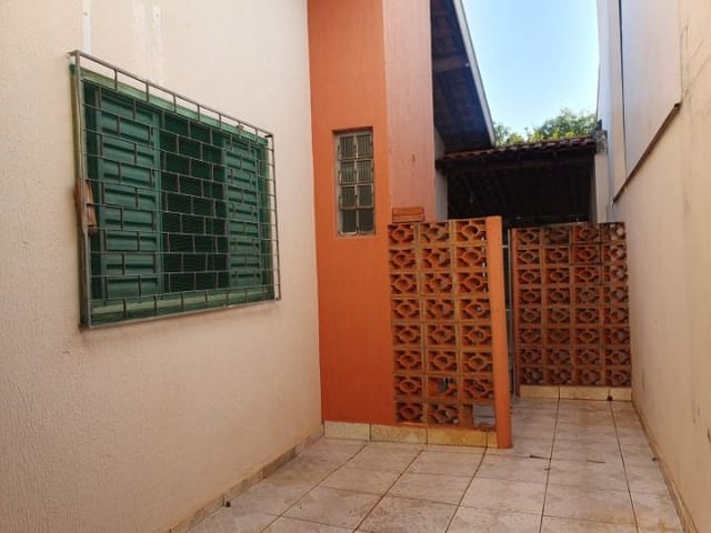 Casa com 275m² 3 quartos e 3 banheiros, à venda, no bairro Jardim Sao Braz em Birigui