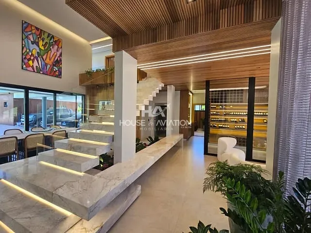 Casa com 2000m² 6 quartos e 9 banheiros, à venda, no bairro Residencial Aldeia do Vale em Goiânia