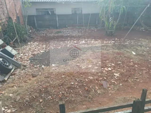 Casa com 81m² 2 quartos e 1 banheiro, à venda, no bairro Conunto Habitacional Gustavo Giordani em Rolândia