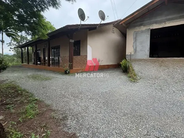 Casa 3 quartos e 1 banheiro, à venda, no bairro Badenfurt em Blumenau