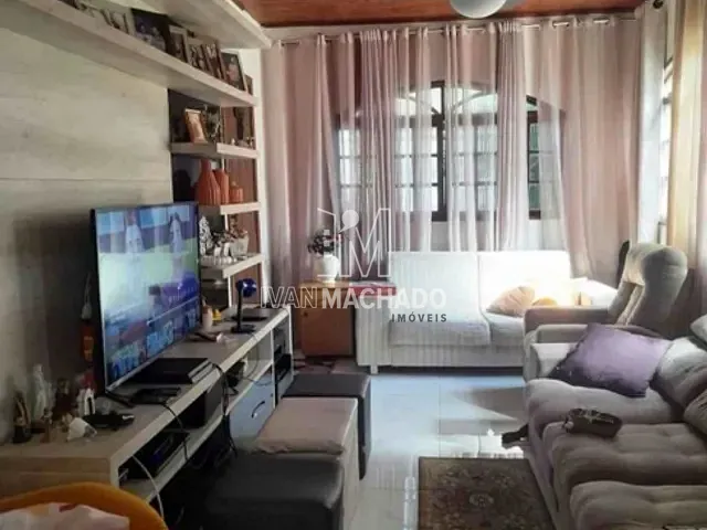 Casa com 300m² 3 quartos e 3 banheiros, à venda, no bairro Jardim Camburi em Vitória