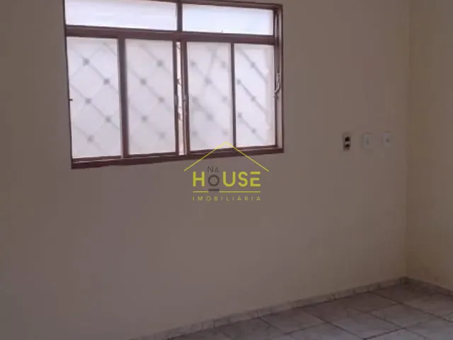 Casa 3 quartos e 1 banheiro, para alugar, no bairro Patrimônio Velho em Votuporanga