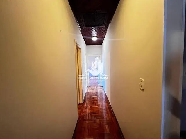 Casa 2 quartos e 2 banheiros, à venda, no bairro Centro em Pederneiras