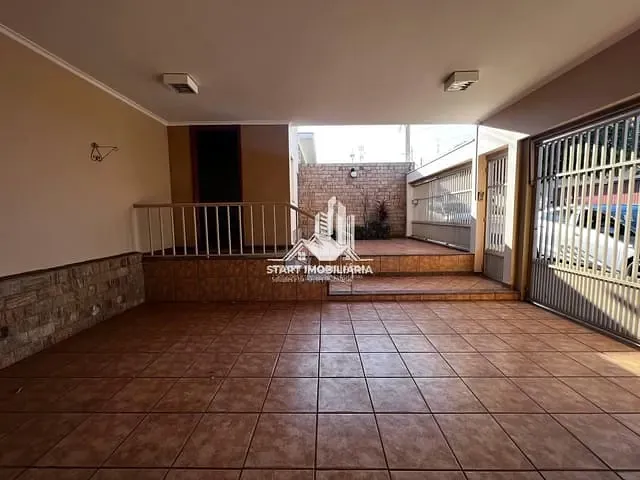 Casa 2 quartos e 2 banheiros, à venda, no bairro Centro em Pederneiras