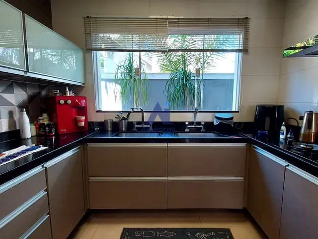 Casa com 537m² 5 quartos e 5 banheiros, à venda, no bairro Recreio dos Bandeirantes em Rio de Janeiro