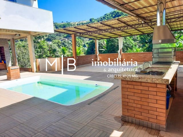 Casa com 1980m² 5 quartos e 6 banheiros, à venda, no bairro PARAÍSO em CATAGUASES