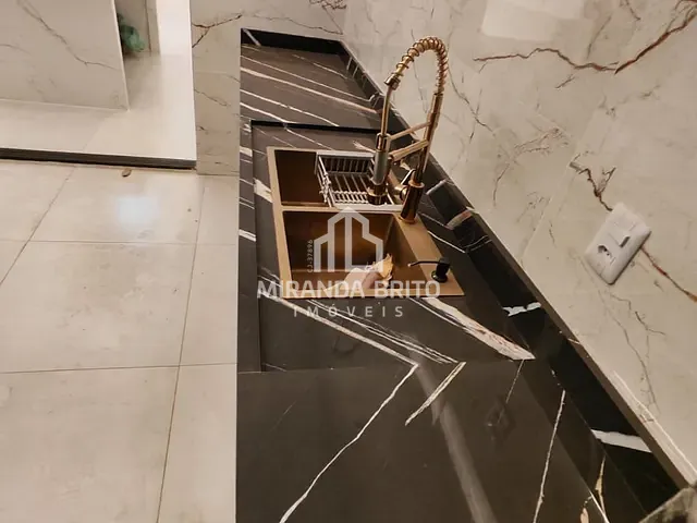 Casa 3 quartos e 2 banheiros, à venda, no bairro Jardim Buriti Sereno em Aparecida de Goiânia