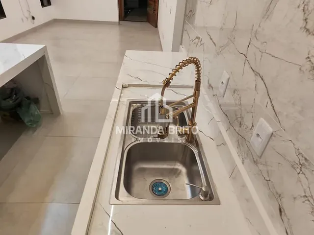 Casa 3 quartos e 2 banheiros, à venda, no bairro Jardim Buriti Sereno em Aparecida de Goiânia