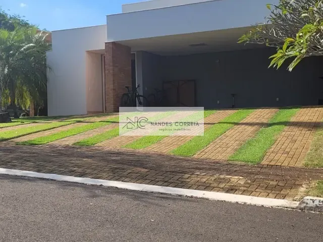 Casa 4 quartos e 7 banheiros, à venda, no bairro Esperança em Londrina