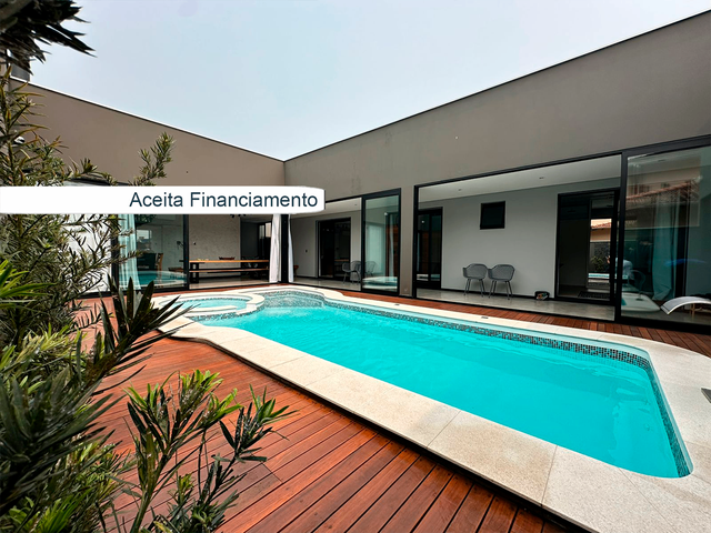 Foto do Casa - Residência AVERBADA de Alto Padrão a 70m da Lagoa à venda, Bairro Costeira, Balneário Barra do Sul, SC | North Center