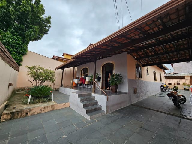Foto do Casa - Grande Oportunidade Casa à venda, Ótima Localização no Bairro Paquetá, Belo Horizonte, MG | Oportunidades Imóveis