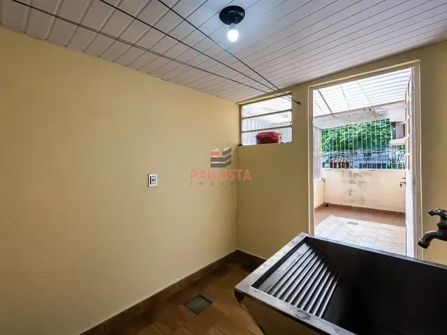 Casa para alugar, no bairro Embaré em Santos