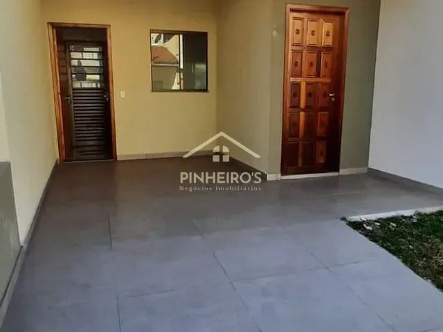 Casa com 100m² 3 quartos e 1 banheiro, à venda, no bairro Centro em Cambé