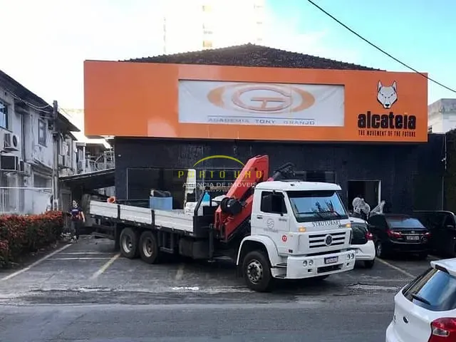 Casa com 1000m², para alugar, no bairro Canela em Salvador