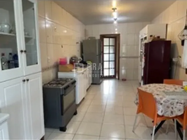 Casa com 525m² 2 quartos e 2 banheiros, à venda, no bairro São Gonçalo em Pelotas