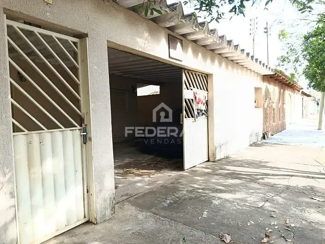 Casa 3 quartos e 1 banheiro, à venda, no bairro Vila Santa Maria - Conjunto Caiçara em Goiânia