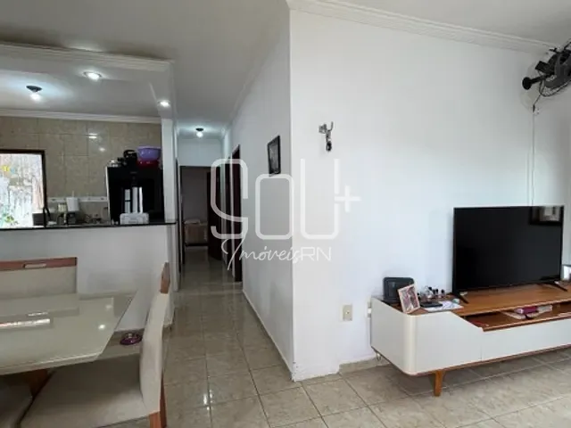 Casa 3 quartos e 2 banheiros, à venda, no bairro Nova Parnamirim em Parnamirim