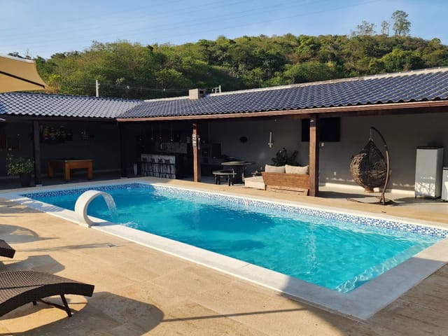 Casa 2 quartos e 2 banheiros, à venda, no bairro Campo Grande em Rio de Janeiro