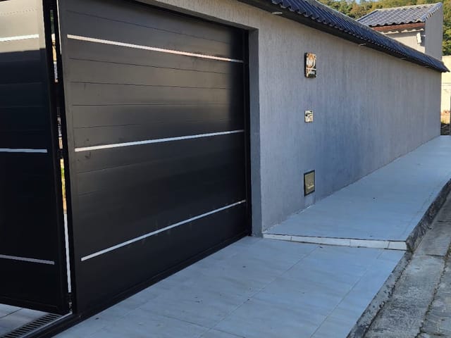 Casa 2 quartos e 2 banheiros, à venda, no bairro Campo Grande em Rio de Janeiro