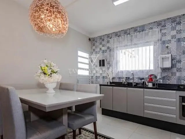 Casa com 198m² 3 quartos e 2 banheiros, à venda, no bairro Vila Oliveira em Mogi das Cruzes