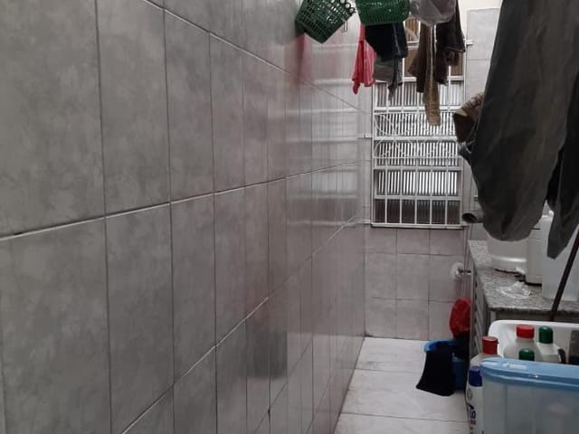 Casa 2 quartos e 1 banheiro, à venda, no bairro Centro em Taubaté