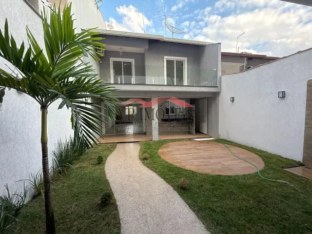 Casa com 349m² 3 quartos e 3 banheiros, à venda, no bairro Santa Helena em Volta Redonda