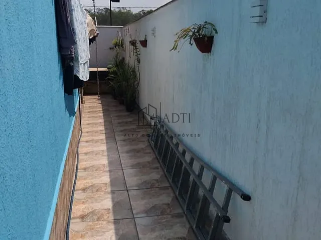 Casa 2 quartos e 1 banheiro, à venda, no bairro Fazenda Aya em Suzano
