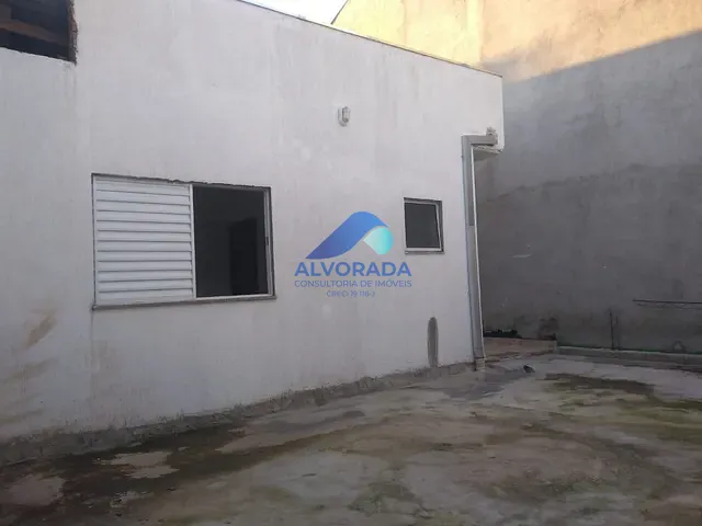 Casa 3 quartos e 2 banheiros, à venda, no bairro Recanto dos Eucaliptos em São José dos Campos