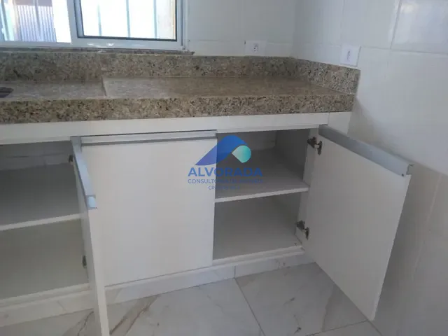 Casa 3 quartos e 2 banheiros, à venda, no bairro Recanto dos Eucaliptos em São José dos Campos
