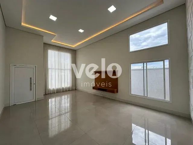 Casa com 300m² 3 quartos e 3 banheiros, à venda, no bairro Piracangaguá em Taubaté
