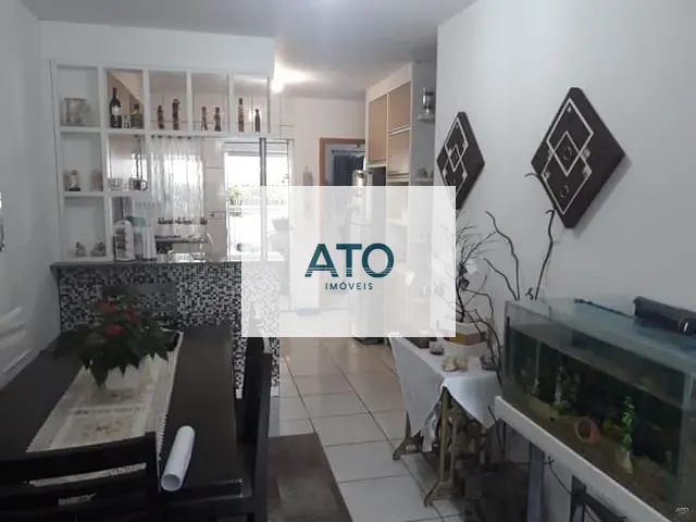 Casa 2 quartos e 2 banheiros, à venda, no bairro Morretes em Itapema