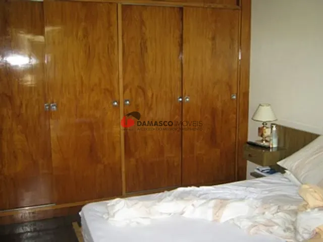 Casa com 500m² 3 quartos e 1 banheiro, à venda, no bairro Santa Maria em São Caetano do Sul