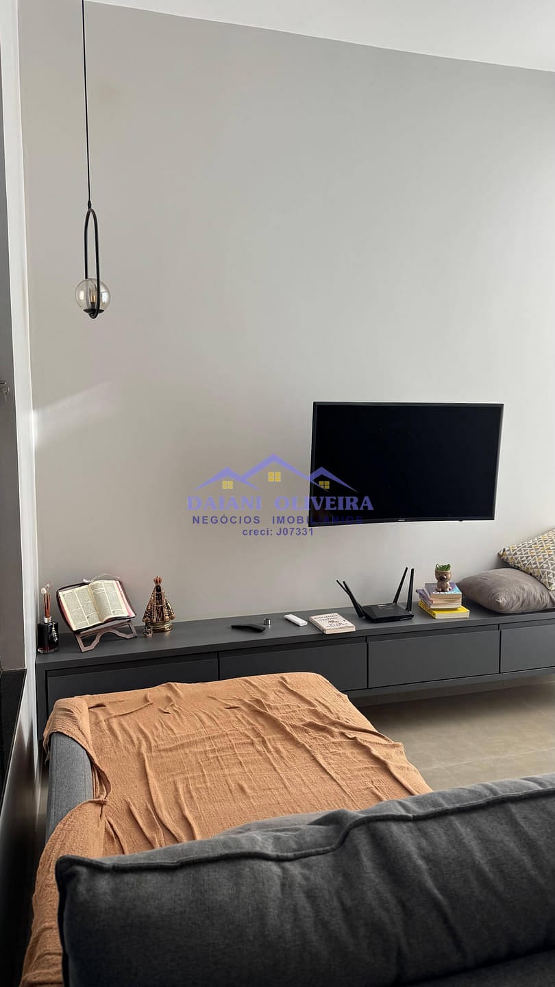 Casa à venda com 2 quartos, 200m² - Foto 3