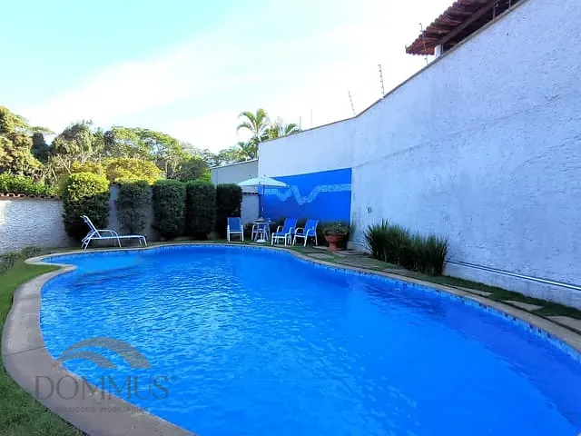 Casa com 844m² 4 quartos e 3 banheiros, à venda, no bairro Castelo em Ipatinga